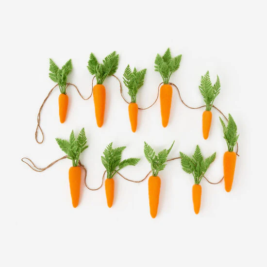 108" Flocked Carrot Garland