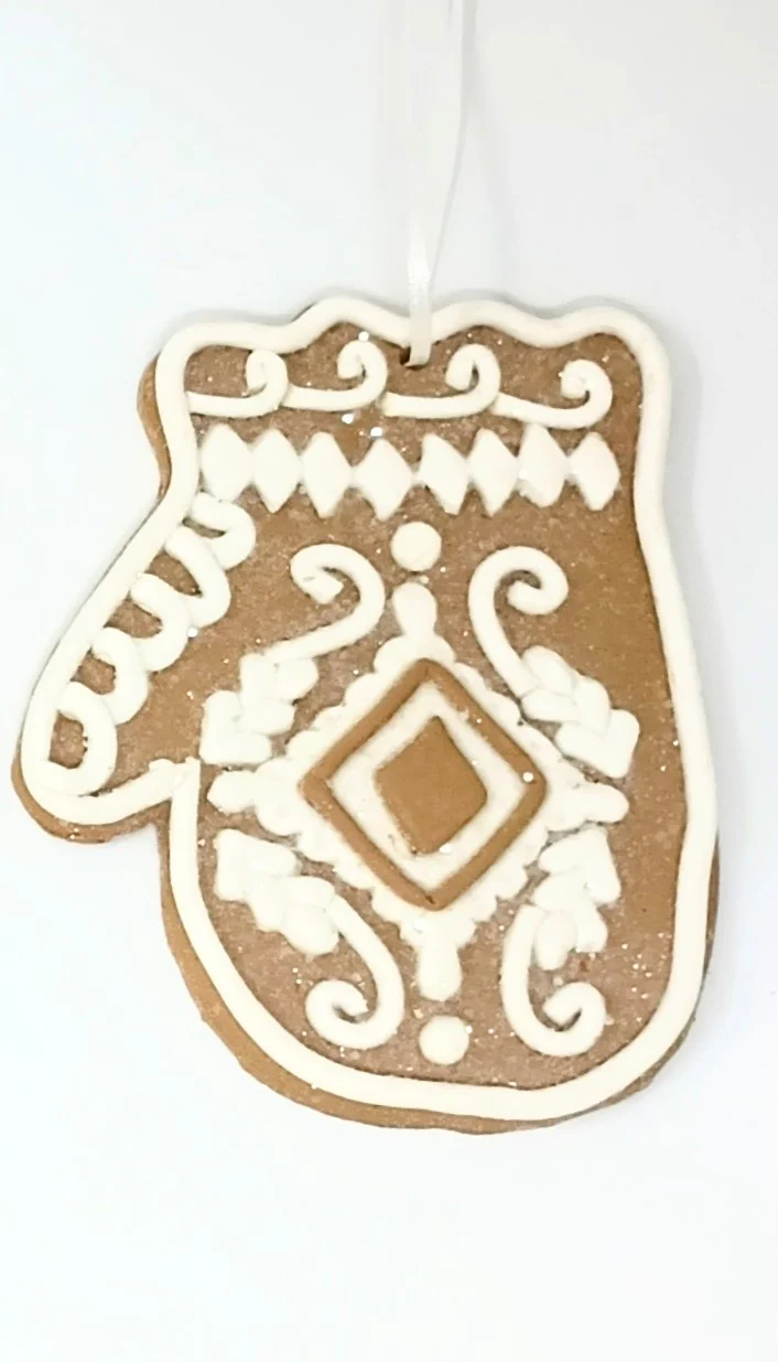 4.75" Gingerbread Ornament - Image 19
