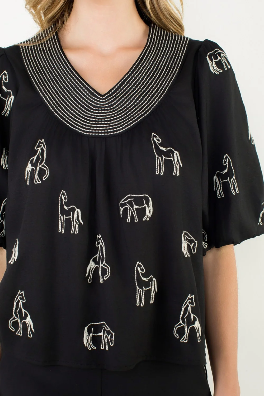 Abigail Embroidered Horse Puff Sleeve Top - Image 11