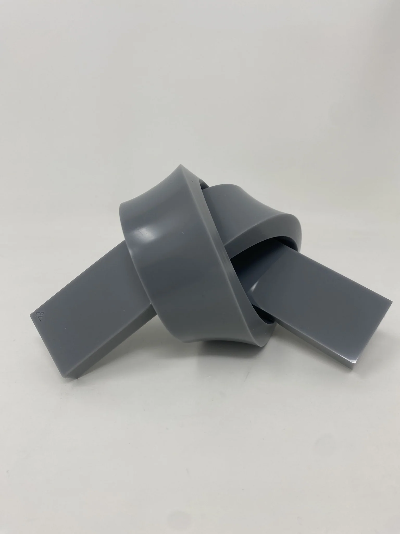 Acrylic Knot - Image 16