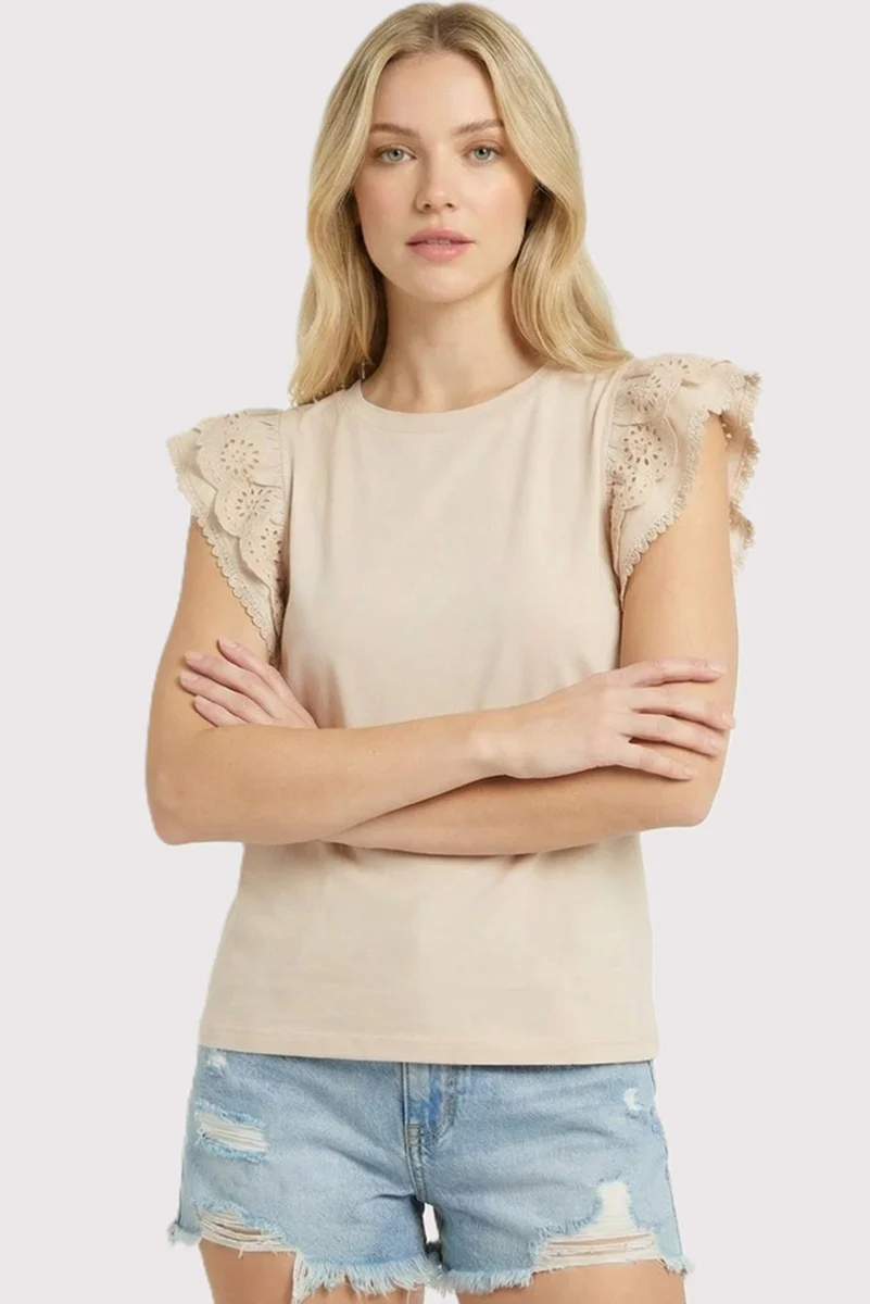 Addison Scallop Eyelet Laced Sleeve Top - Image 6