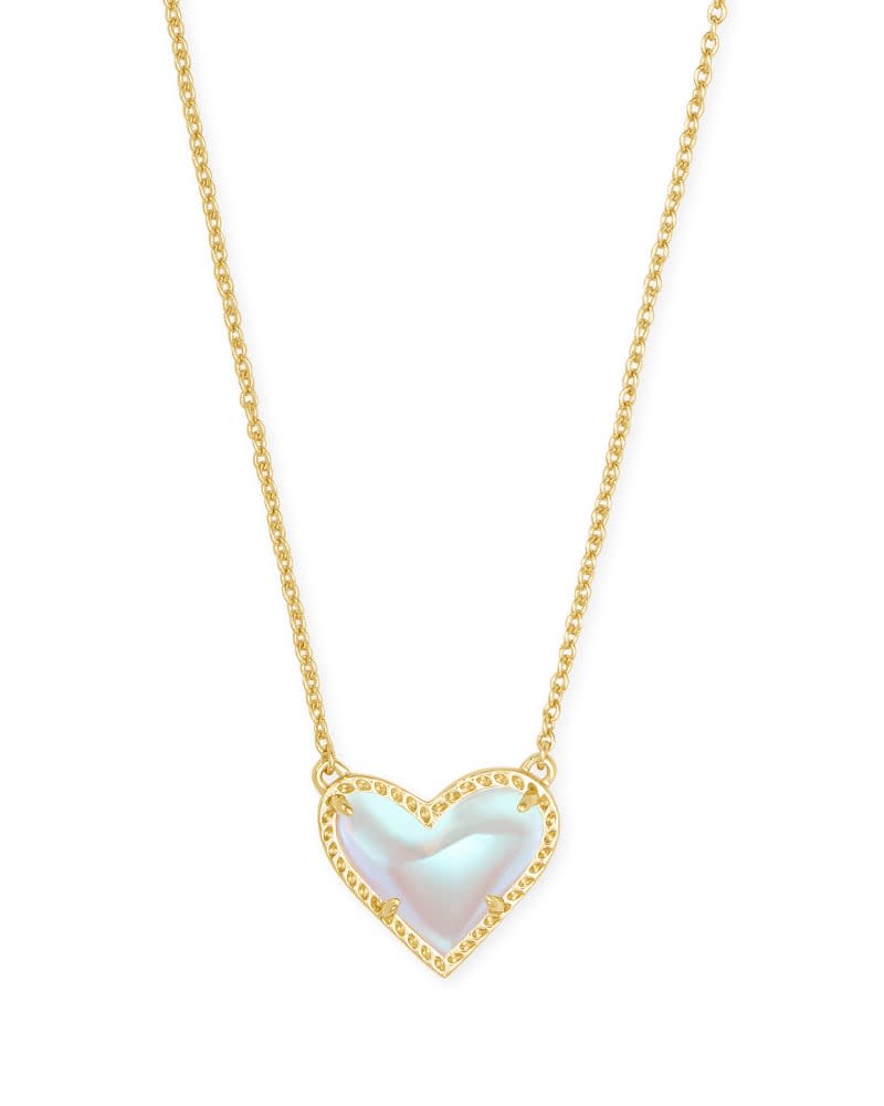 Ari Heart Short Pendant Necklace - Image 22