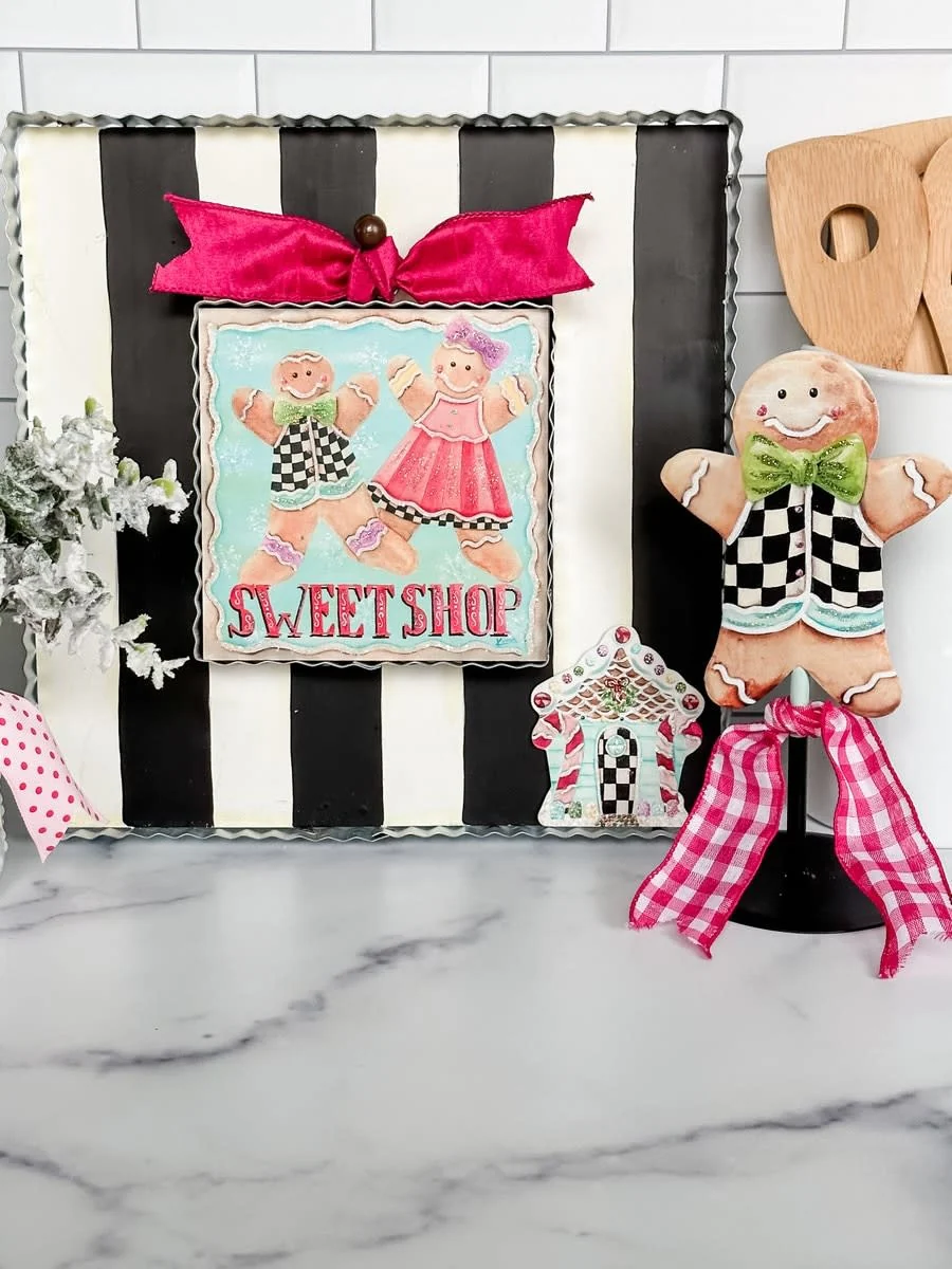 Black & White Striped Mini Gallery Display Board - Image 3