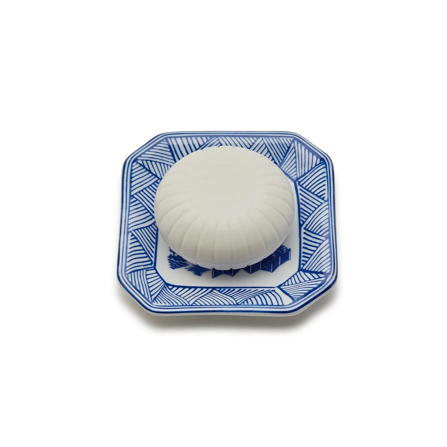 Blue Willow Sandalwood Scented French Milled Soap with Porcelain Tray - Image 2