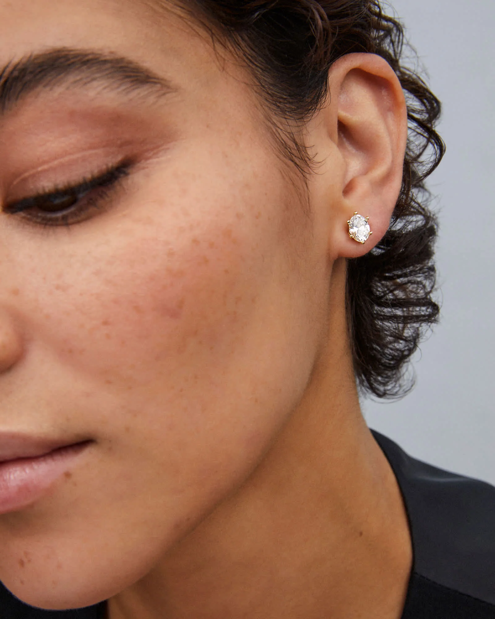 Cailin Crystal Stud Earrings - Image 4