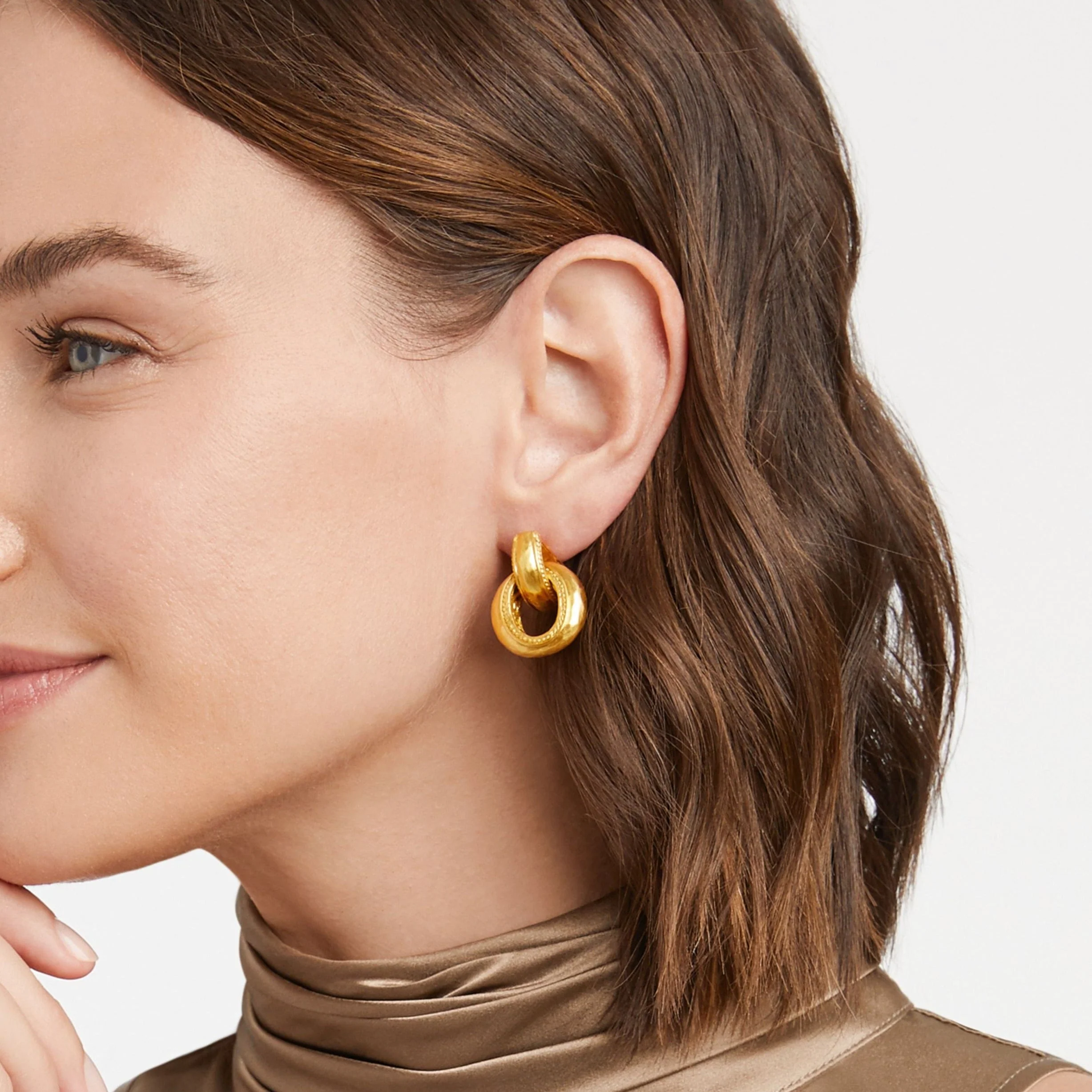 Cannes Doorknocker Earring Gold - Image 2