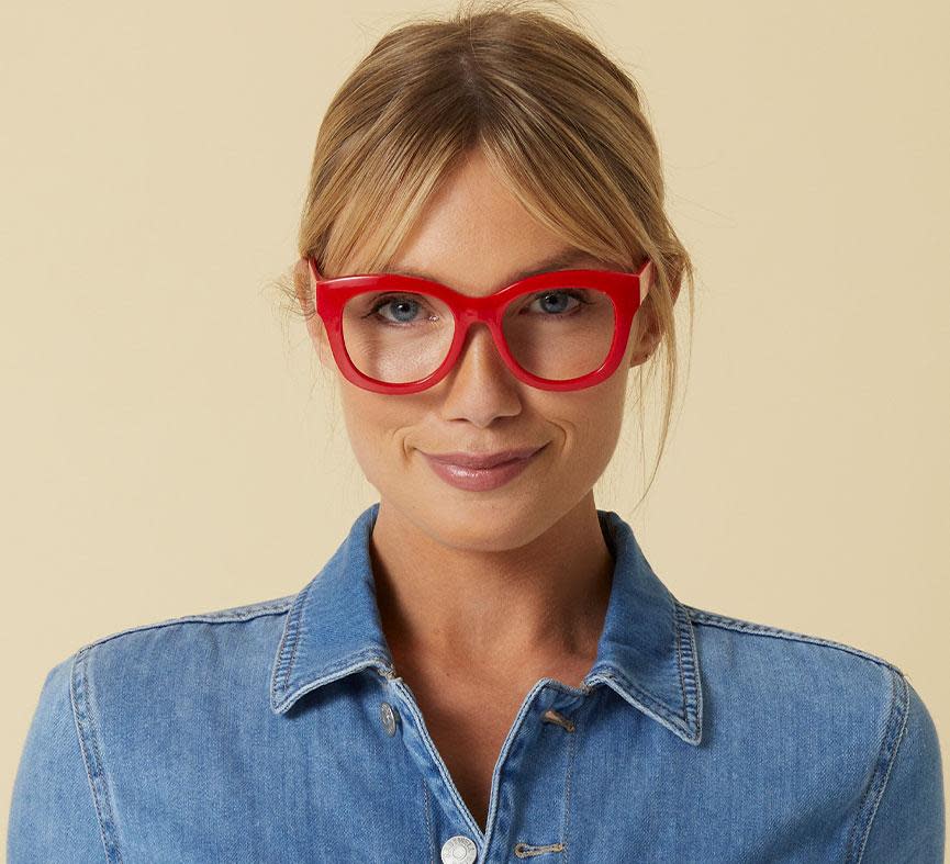Center Stage Focus - Image 15