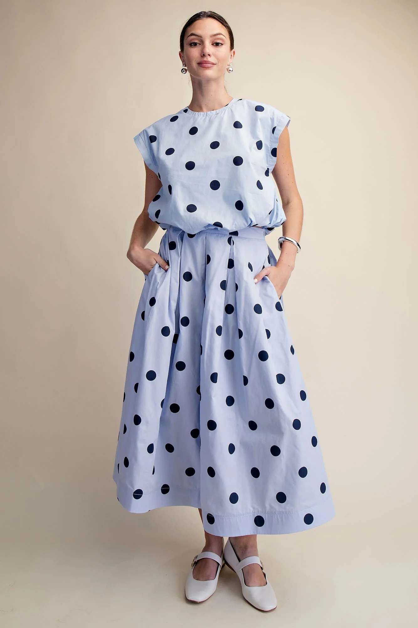 Cindy Round Neck Band Bubble Crop Top - Image 4