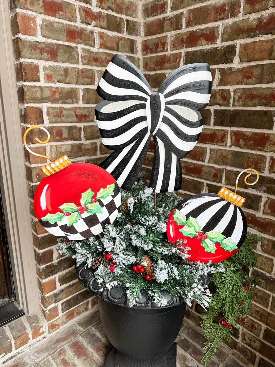 Elegant Ornament - Image 3