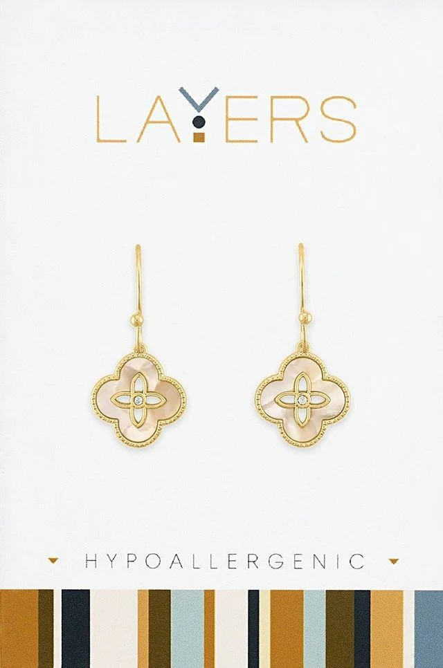 Gold Seashell Quatrefoil Dangle Layers Earrings