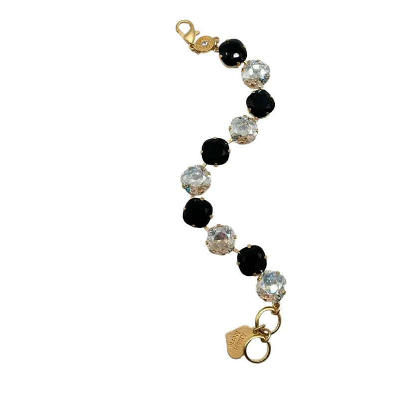 Jere Gold Medium Deluxe Cushion Cut- New York - Image 4