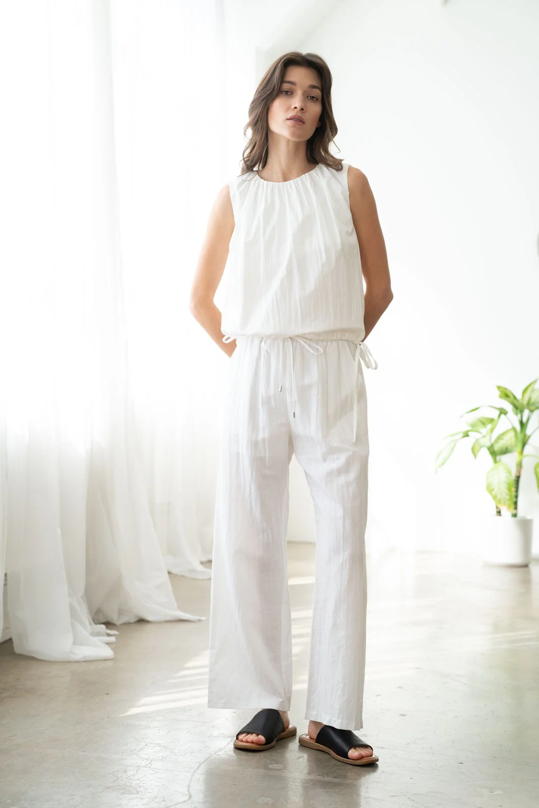 Laura Elastic Waist Wide-Leg Linen Pants - Image 8