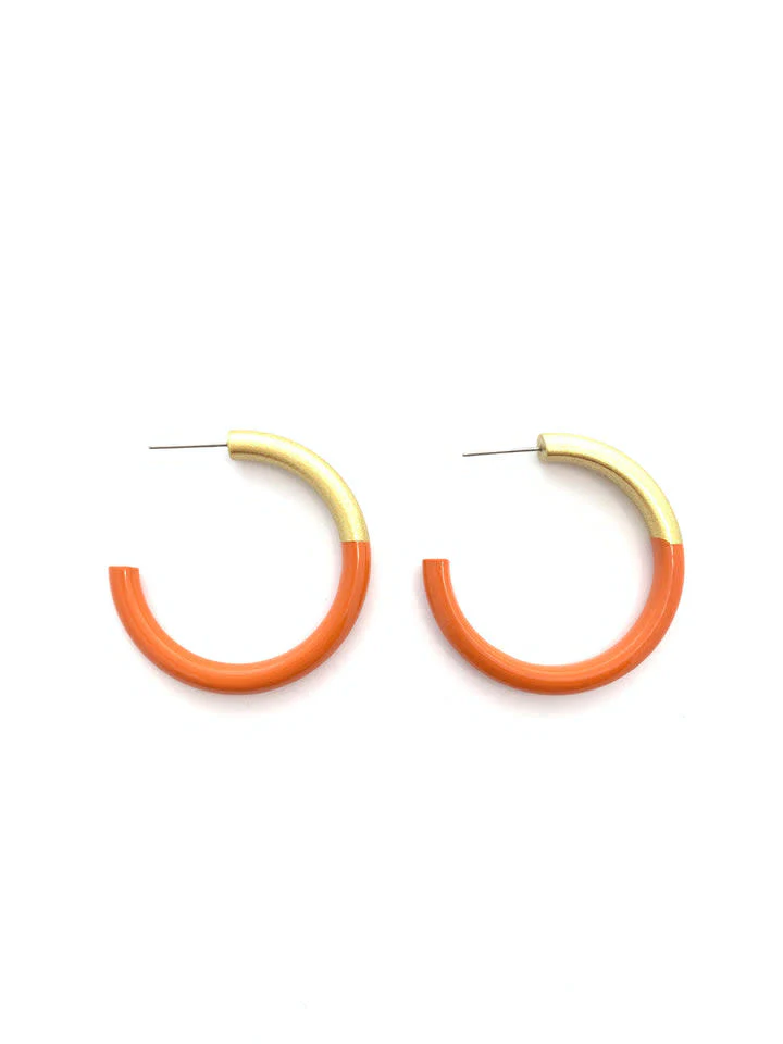 Med LIZ Hoops Earring - Image 3