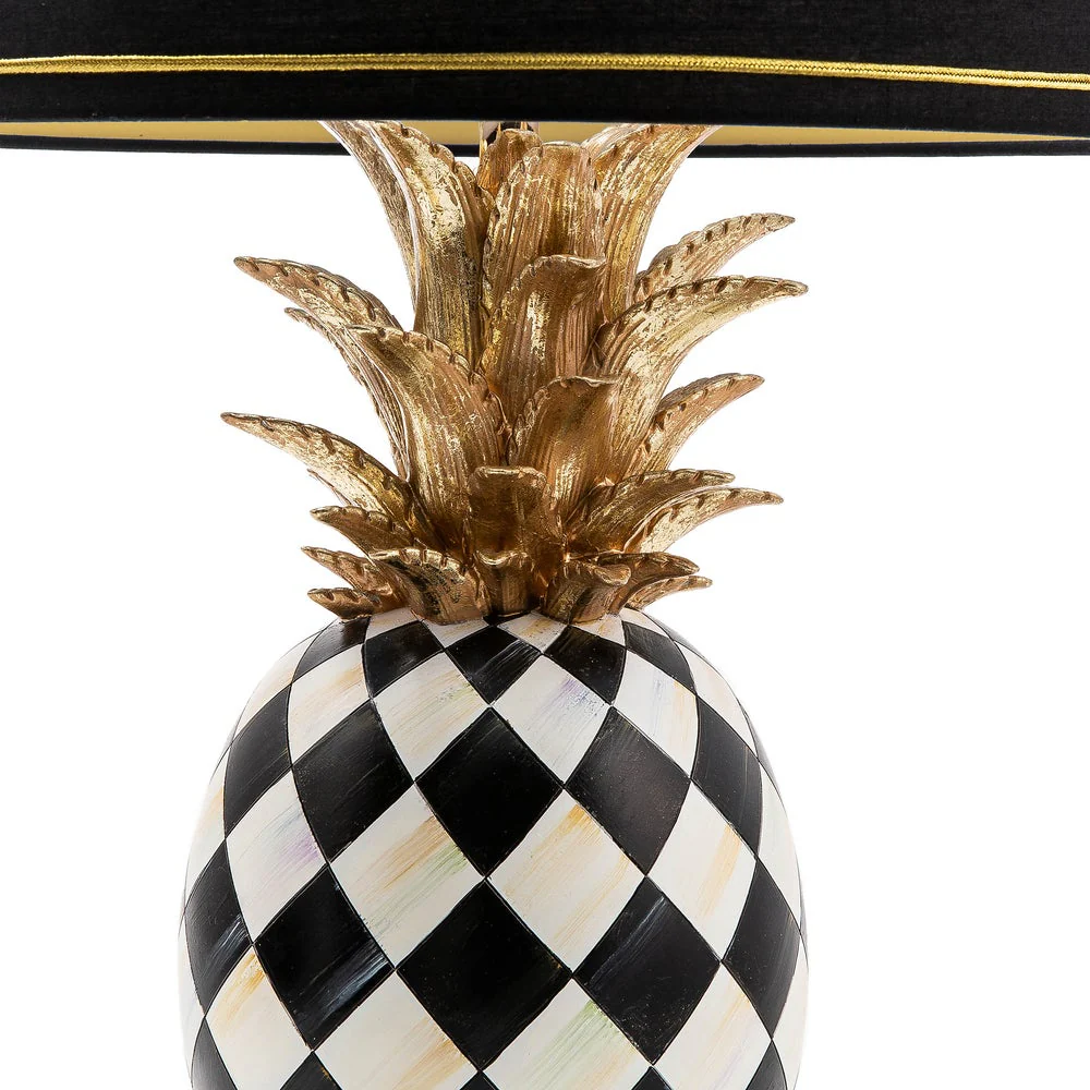 Pineapple Table Lamp - Image 4