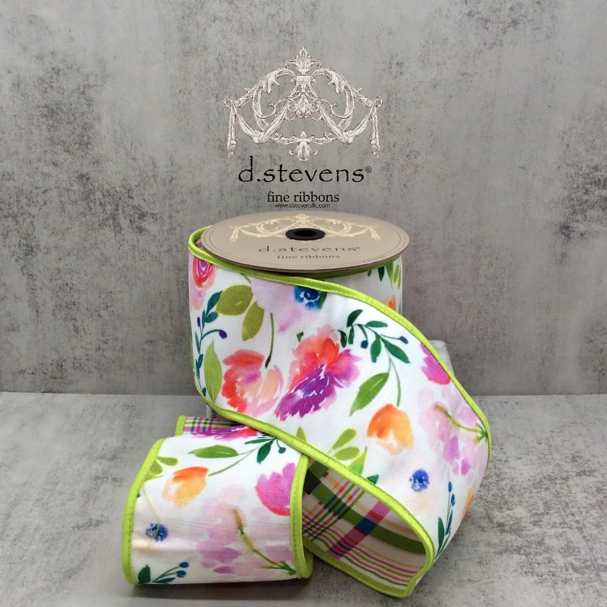 Poplin Floral Print, Colorful Plaid Back, Pink Green Ribbon
