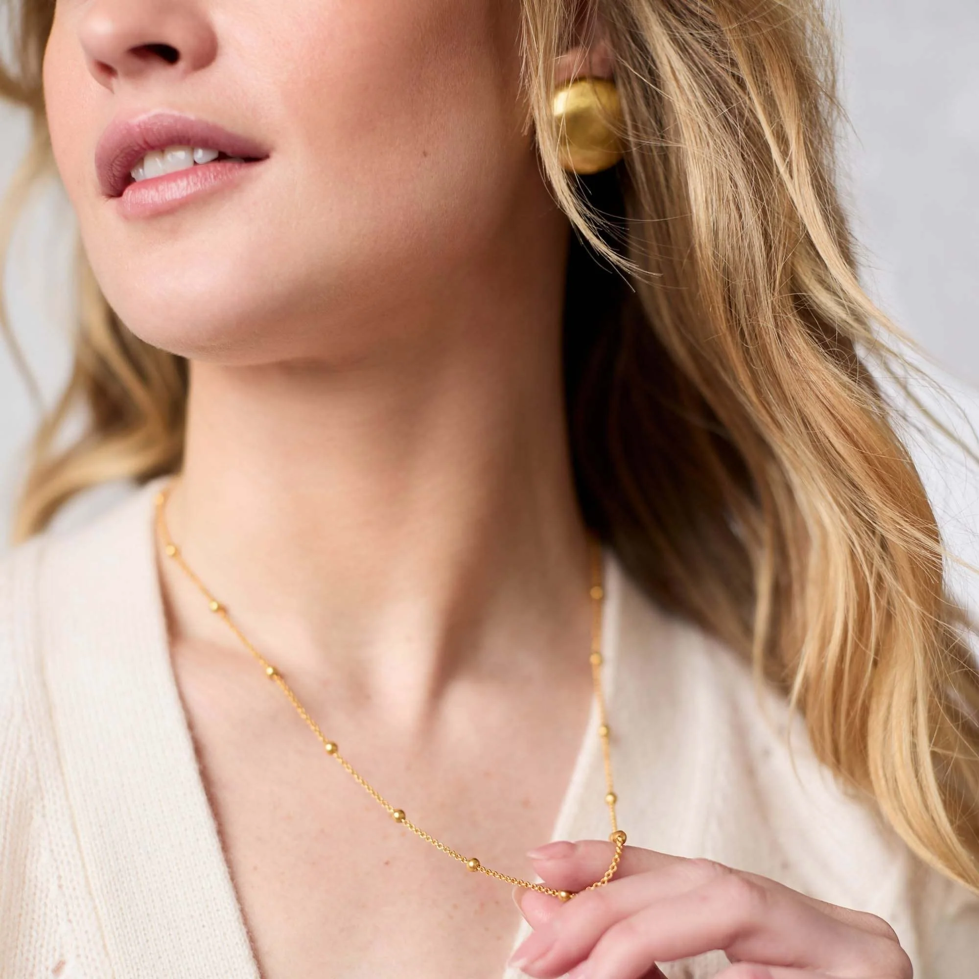 Solara Delicate Station Necklace - Image 2