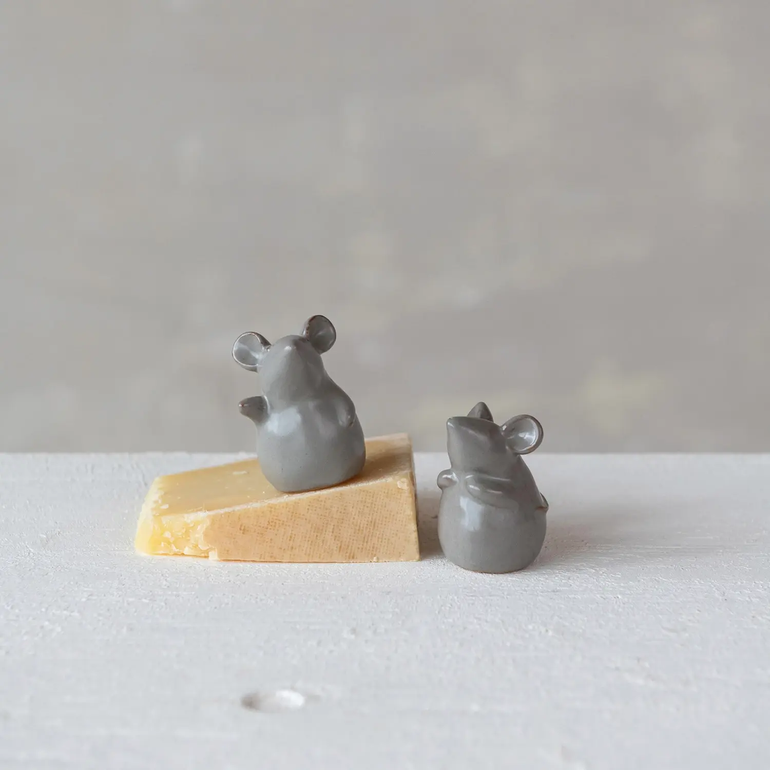 Stoneware Mouse Reactive Glaze - Image 2