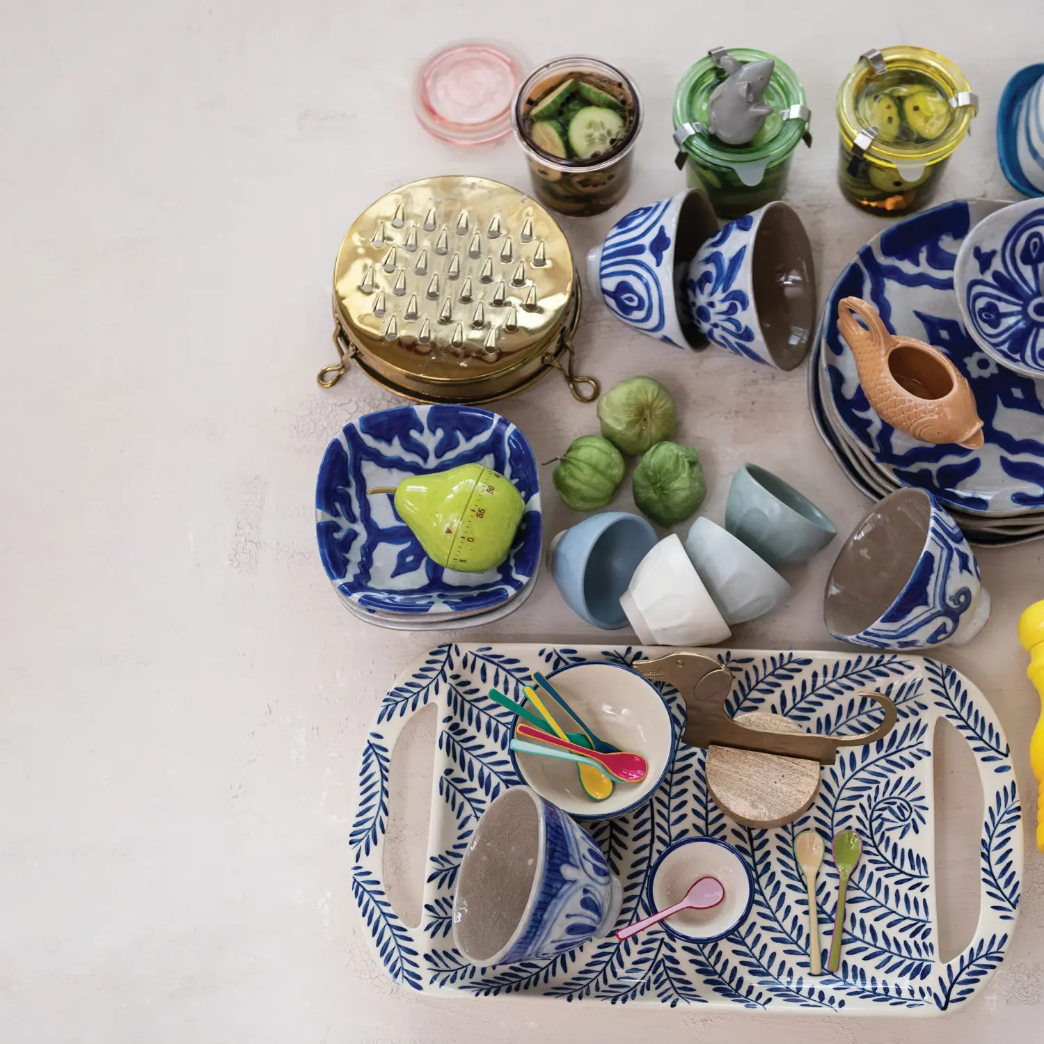 Stoneware Tray with Botanical Pattern & Handles - Image 3
