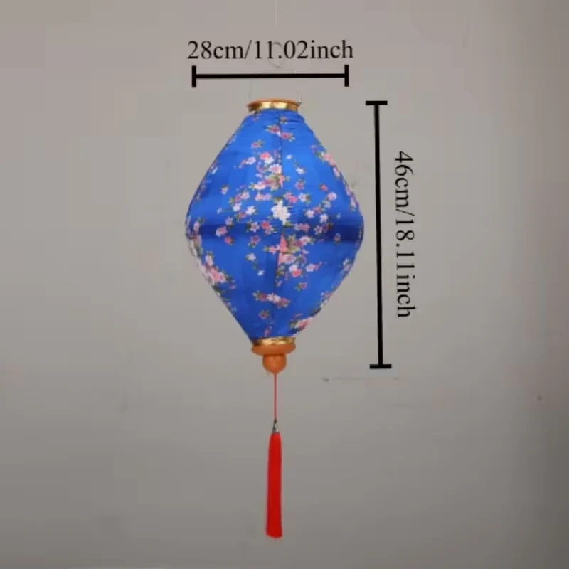 Traditional Chinese Silk Lantern - Image 4