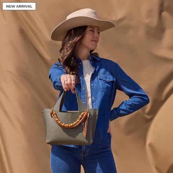 Vida Small Tote - Image 12