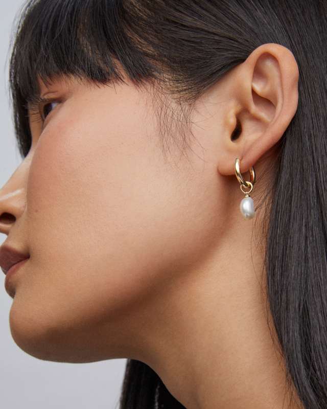 Willa Pearl Huggie Earrings Gold White Pearl - Image 6