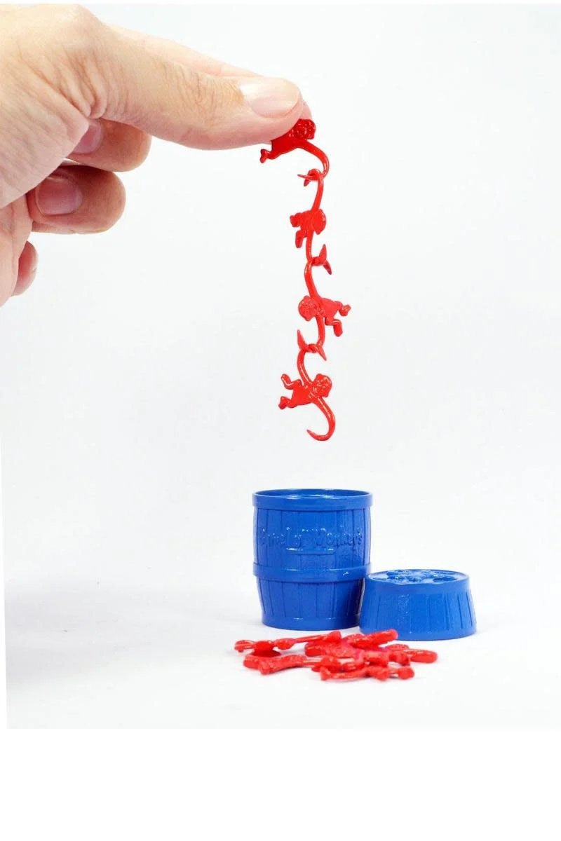 World's Smallest Barrel of Monkeys - Image 3